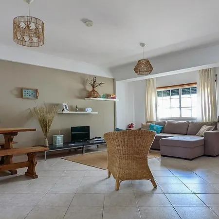 One Bedroom Ground Floor Apartment, Conceicao De Тавира