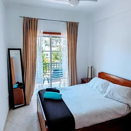 One Bedroom Ground Floor Apartment, Conceicao De *